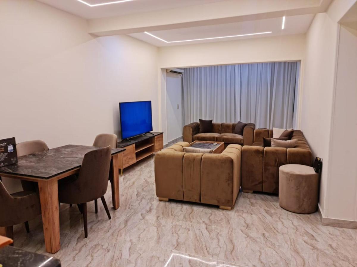 Amazing Flat Front Of Stars2 Appartement Caïro